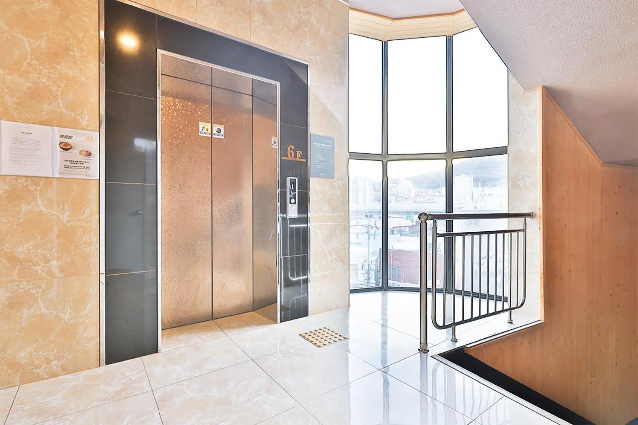 Shire Hotel Seomyeon Busan Exteriör bild